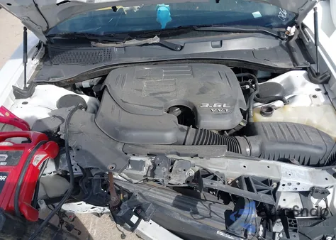 2018 Dodge Charger Sxt Plus Rwd z USA, uszkodzony, nr VIN 2C3CDXHG2JH150267